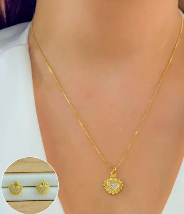Set Collar Aretes de Corazón Brillante
